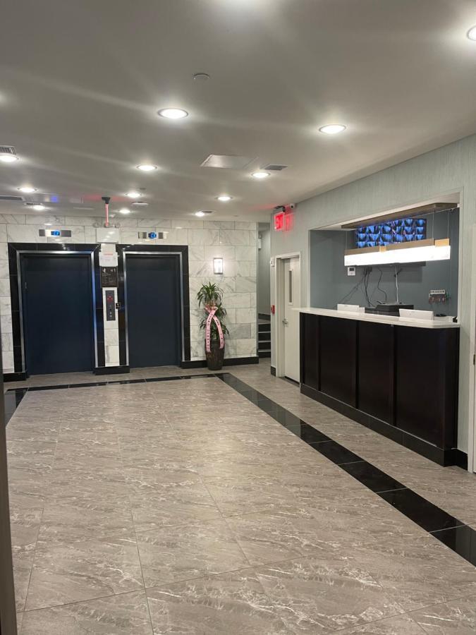 Magna Hotel Jfk Airtrain New York Bagian luar foto