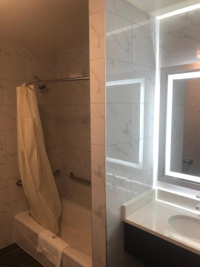 Magna Hotel Jfk Airtrain New York Bagian luar foto
